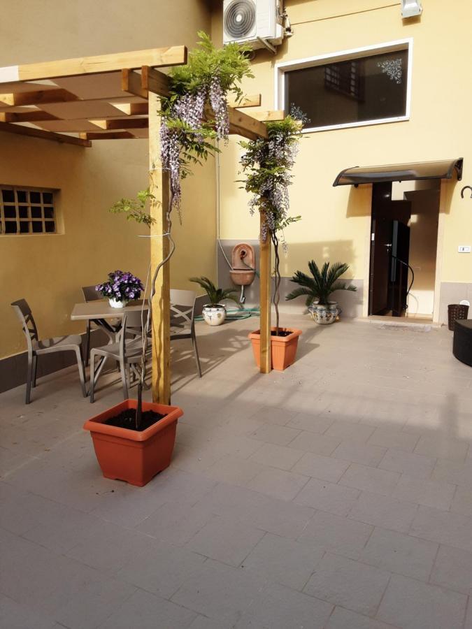 Dimora Normanna Bed & Breakfast Aversa Luaran gambar